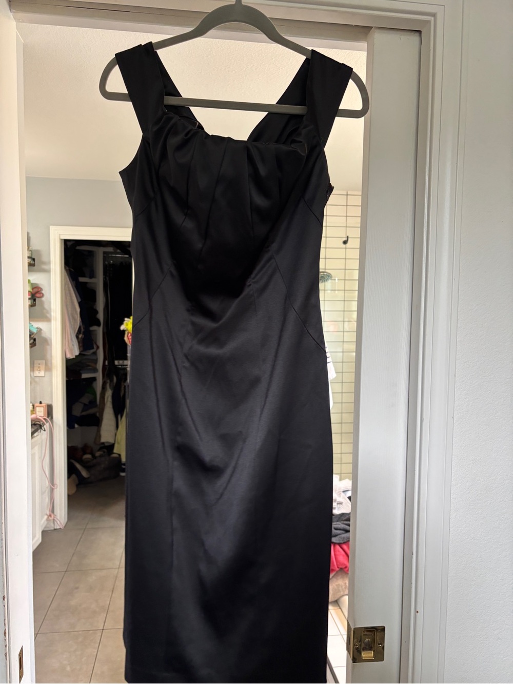 Eliza J Classic Black Sheath Dress - size 8 Elegant cocktail heavy weight satin